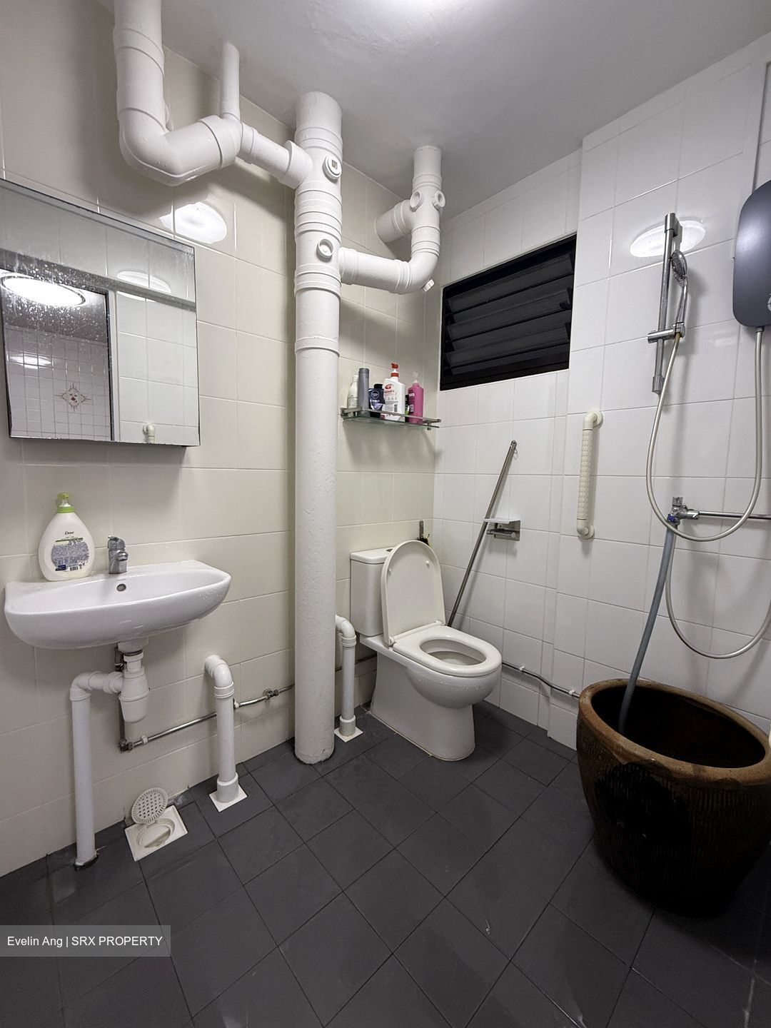 Blk 239 Jurong East Street 21 (Jurong East), HDB 5 Rooms #565706831